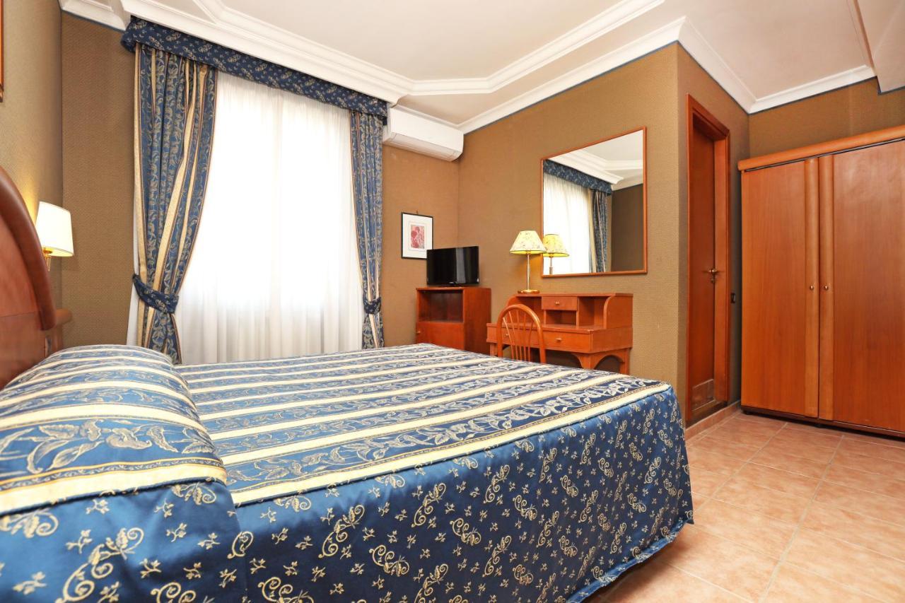 Hotel Rimini Esterno foto