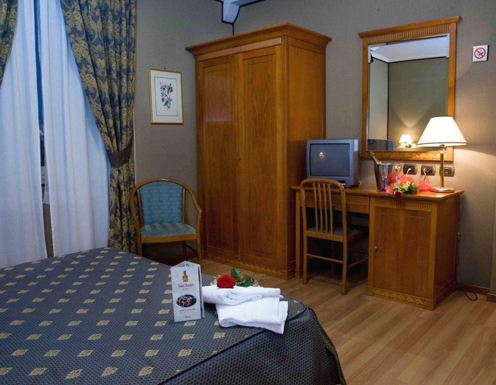 Hotel Rimini Esterno foto