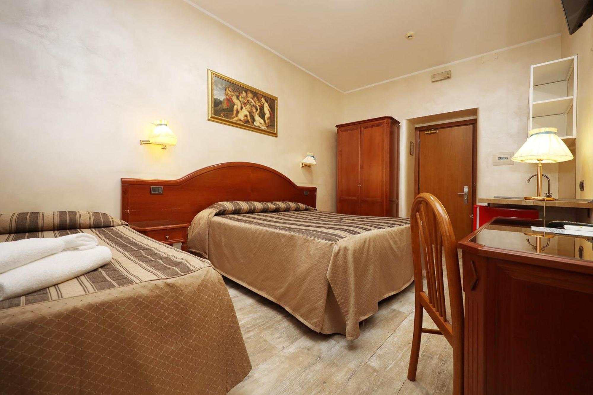 Hotel Rimini Esterno foto